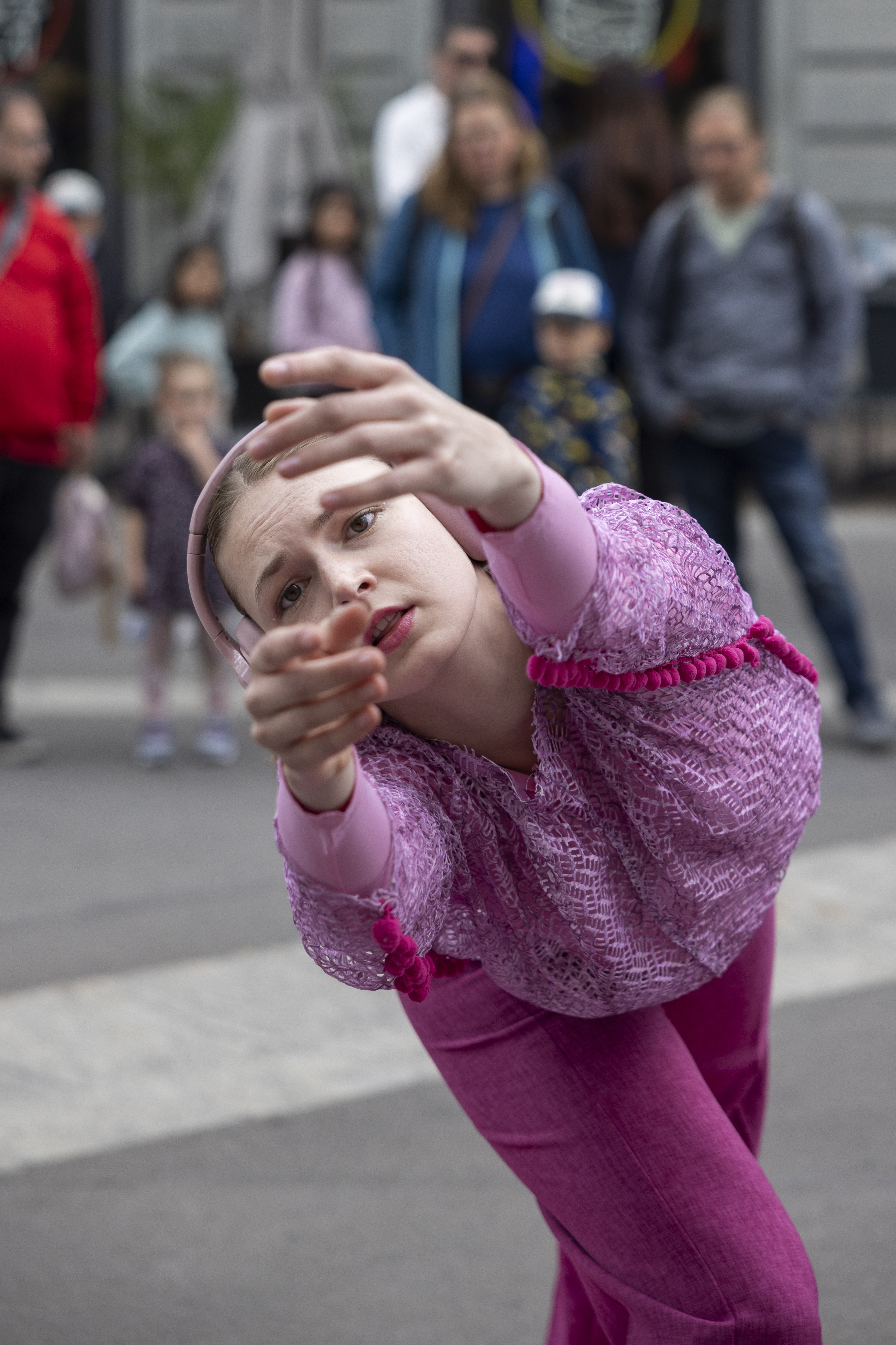 Pink Carpet von Nunzio Impellizzeri